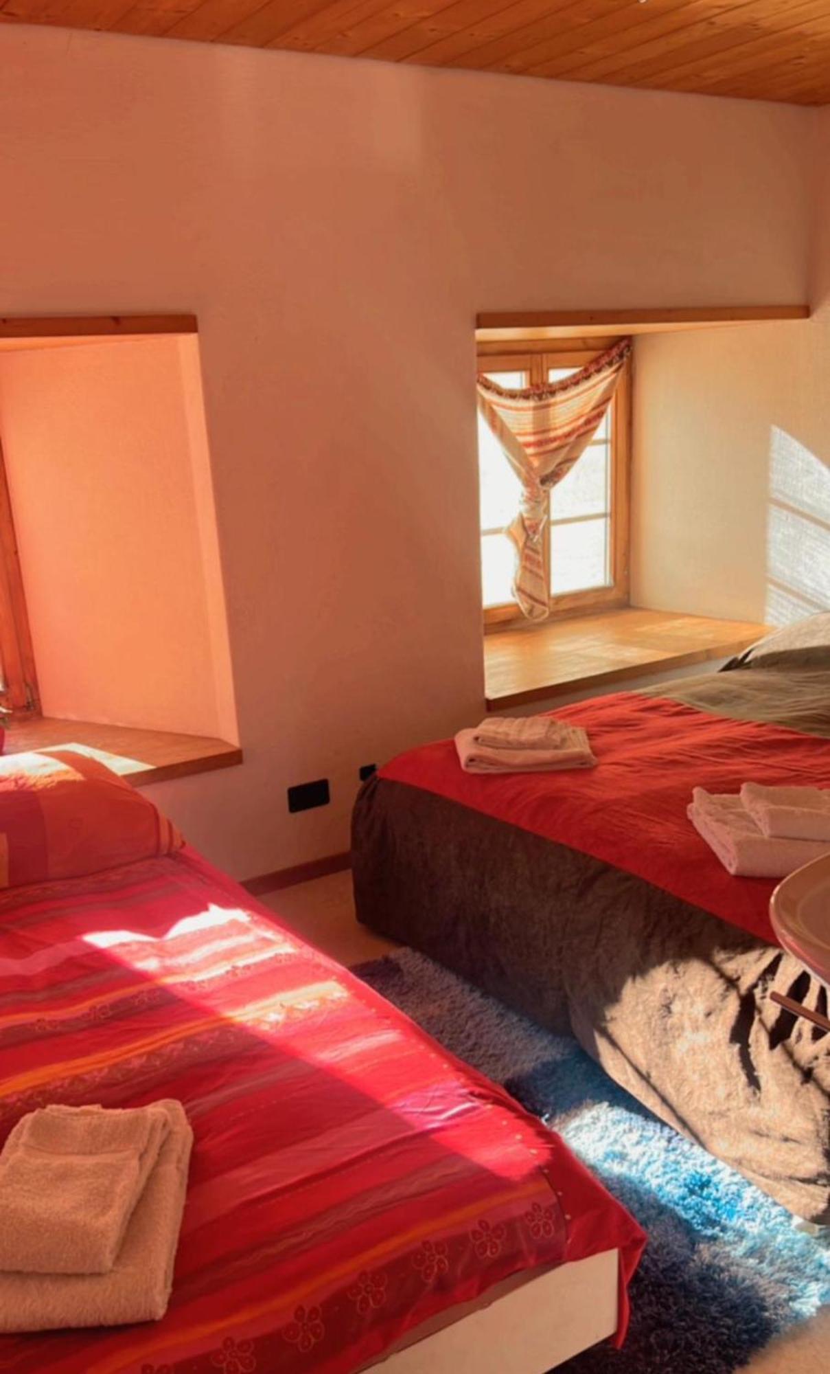 Hotel Chasa Crusch à Sent Extérieur photo